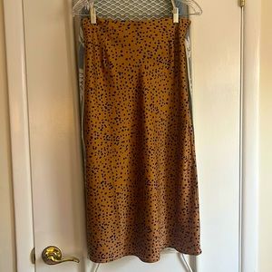 Leopard midi skirt